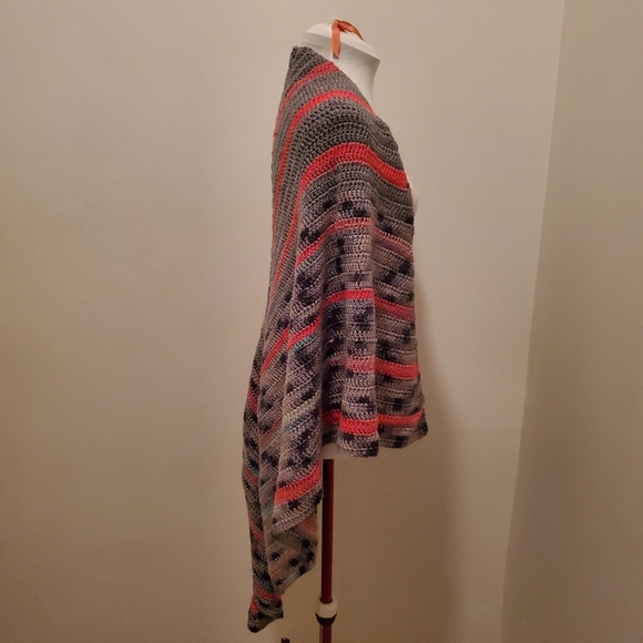 Campfire Shawl Hand Knitted Size XS-S NWOT - Picture 2 of 3